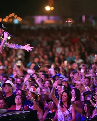 Live concert by Daniel Donato's Cosmic Country