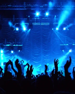 Live concert by Glare