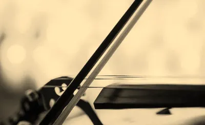 Candlelight: 90s Hip Hop on Strings