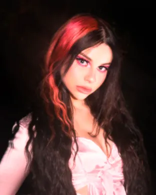 Live concert by Ellise